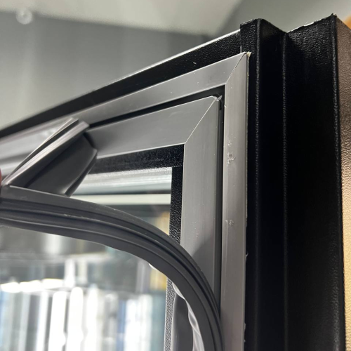 Вітрина кондитерська Brillis DN4-SY-R290