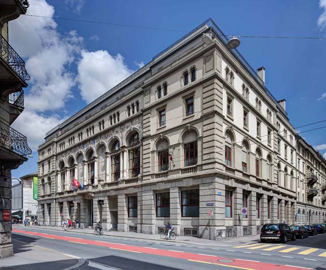 CR Lucerne exterior